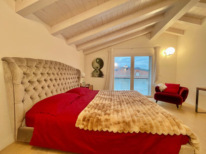 Villa a schiera di testa