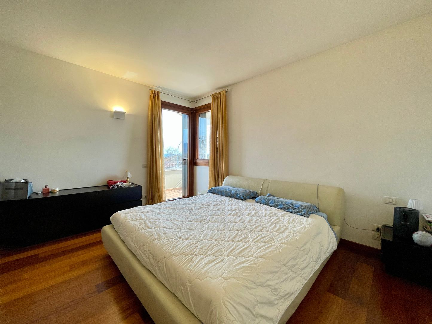 Villa Semi indipendente con giardino