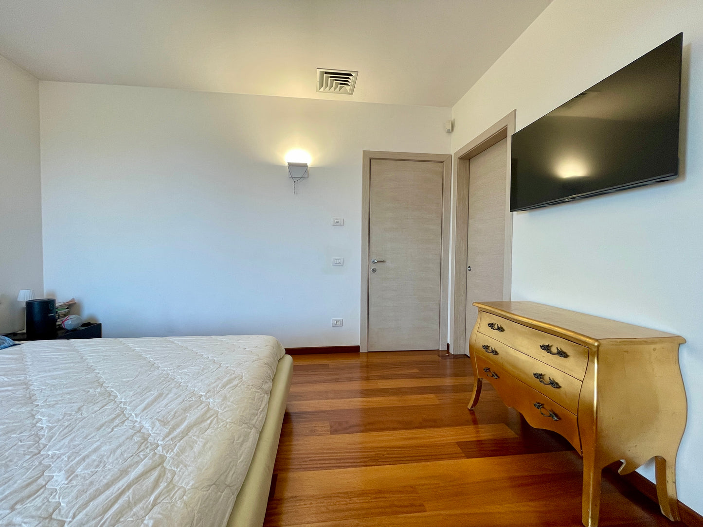 Villa Semi indipendente con giardino